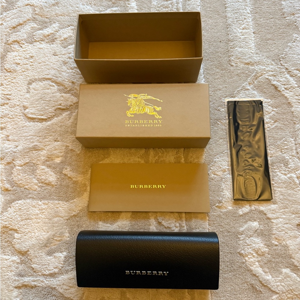 Burberry Sunglasses